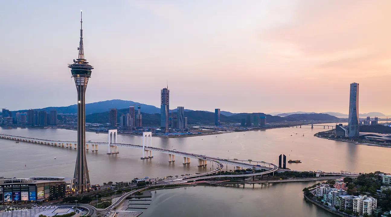 Macau Tower 360 Cafe